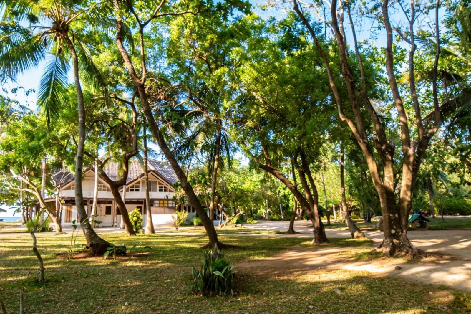 Andilana Lodge Exterior photo